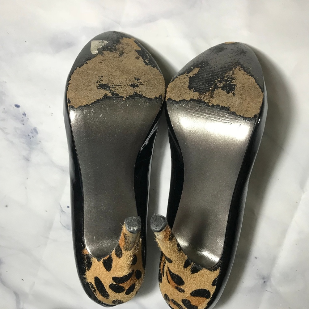 Steve Madden Black & Leopard Patent Leather Heels - Picture 6 of 8